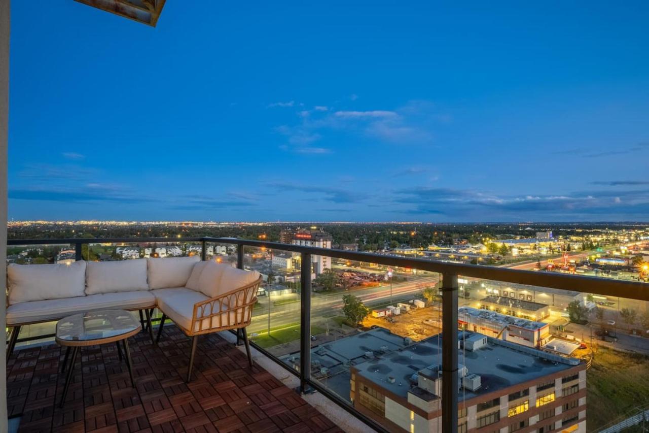 Upscale Penthouse Stay With Mountain & City Views, Free Parking, Bbq Grill, Office Space & More YYC Eksteriør bilde